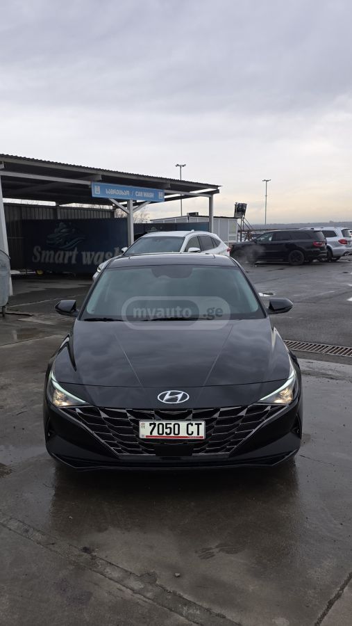 Hyundai Elantra 2021 — photo 2