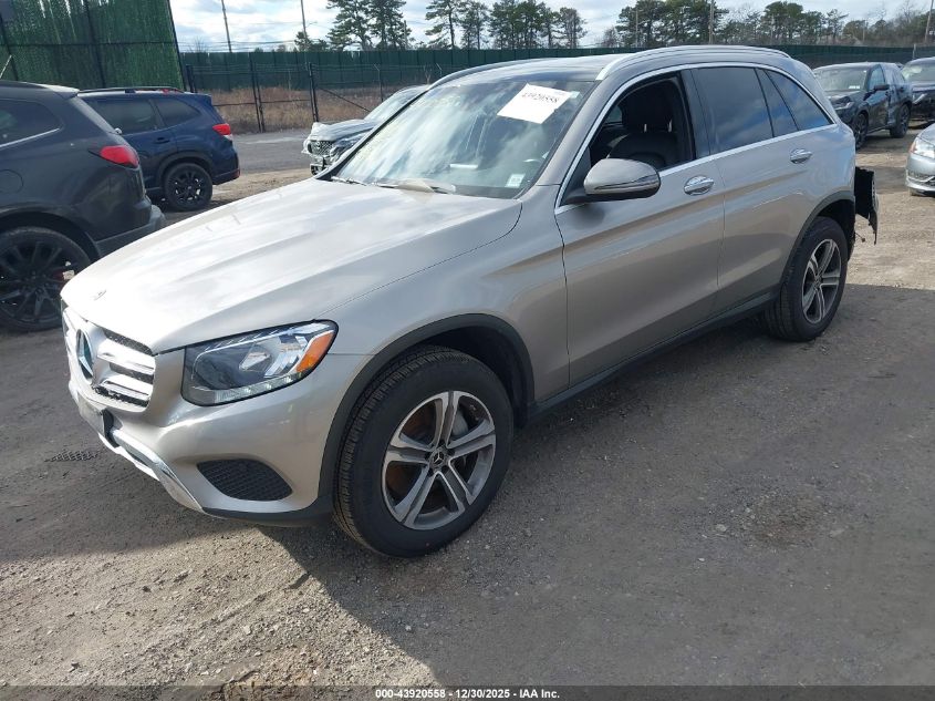 Mercedes-Benz C 300 2019 — photo 2