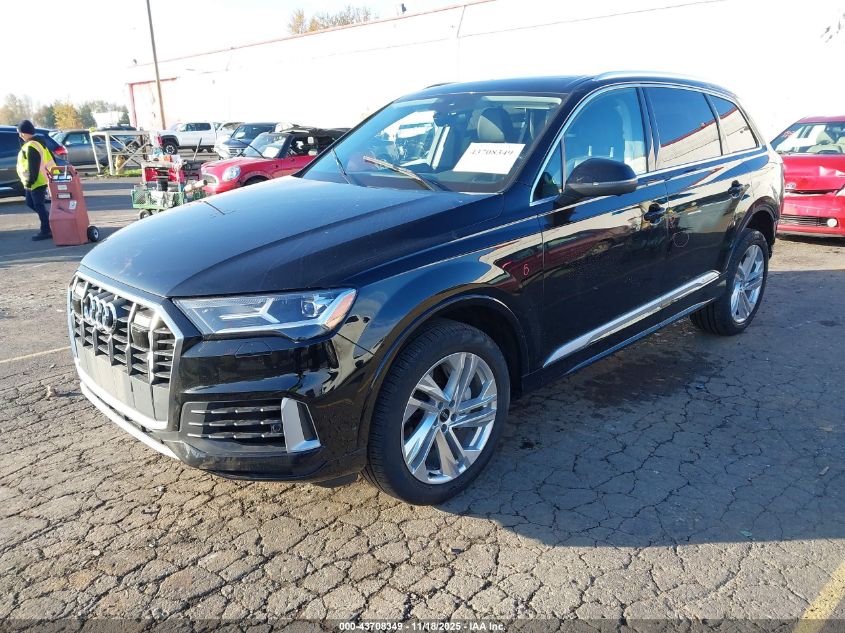 Audi Q7 2021 — photo 2