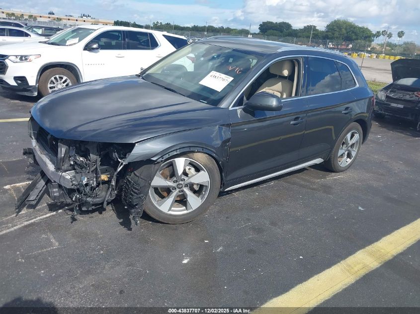 Audi Q5 2023 — photo 2