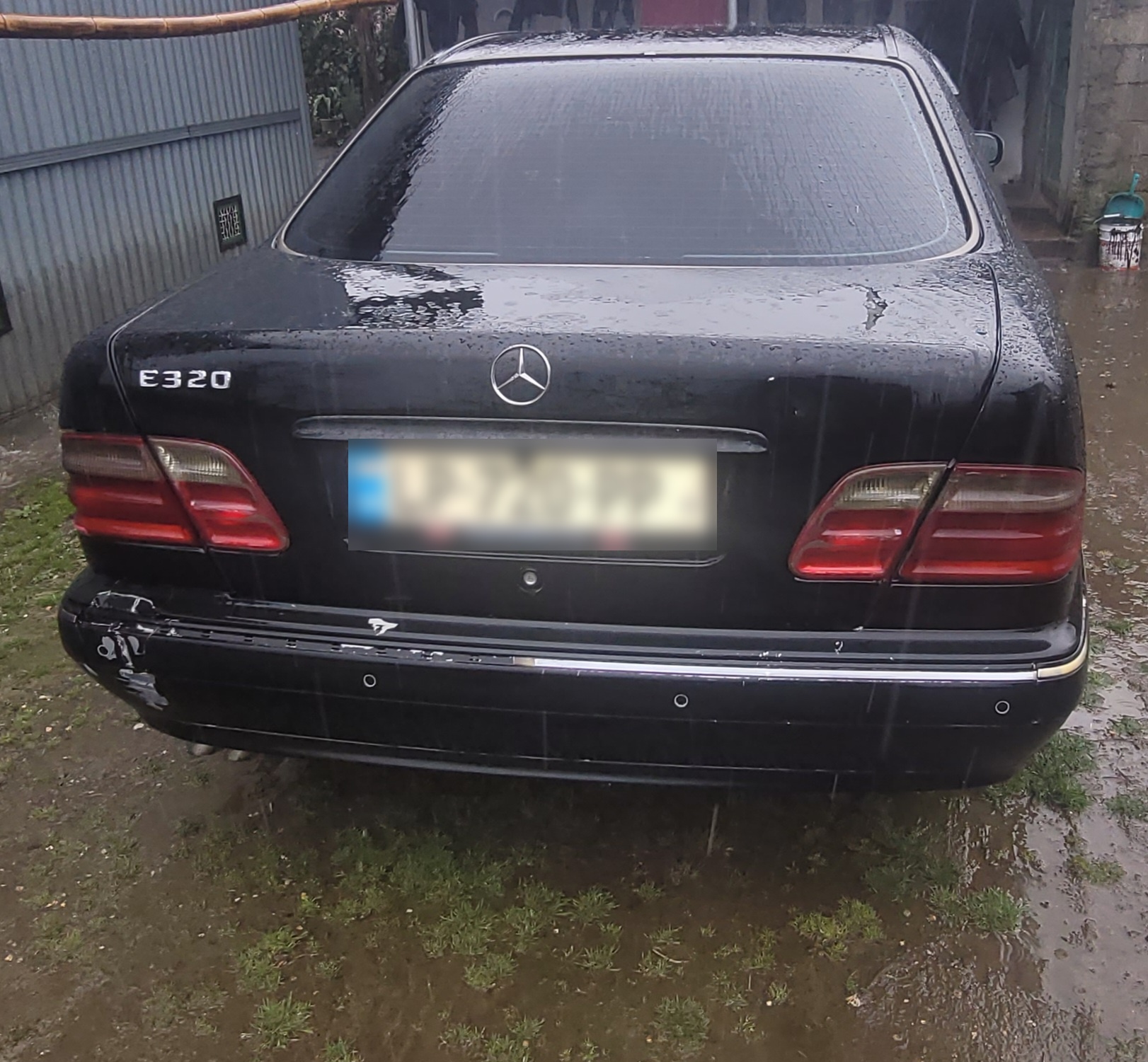 Mercedes-Benz E 210 2000 — photo 2