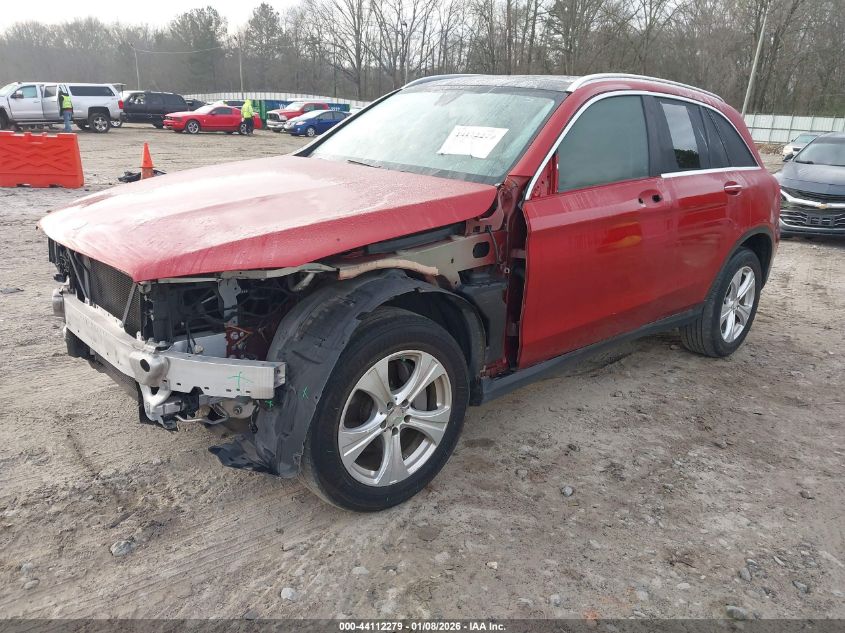 Mercedes-Benz GLC 300 2016 — photo 2