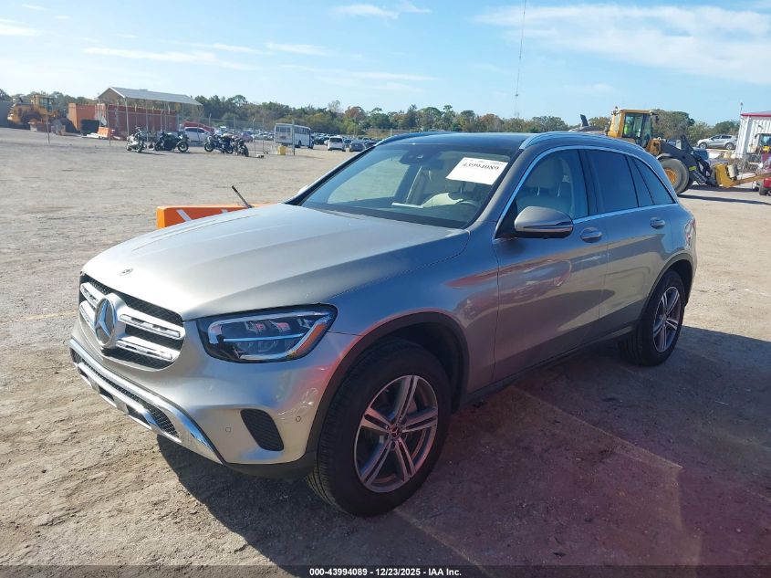 Mercedes-Benz C 300 2022 — photo 2