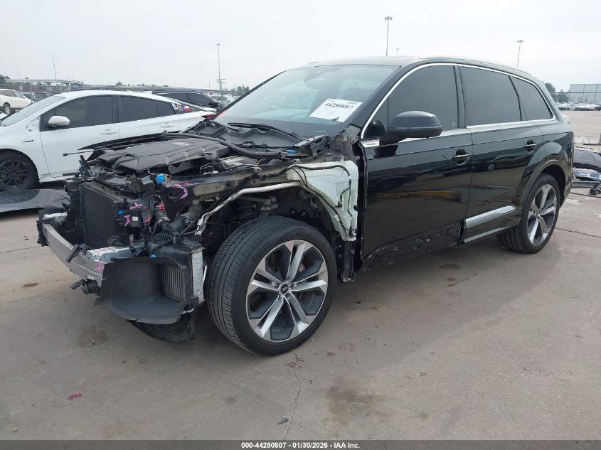 Audi Q7 2021 — photo 2