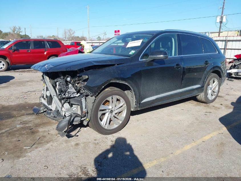 Audi Q7 2023 — photo 2