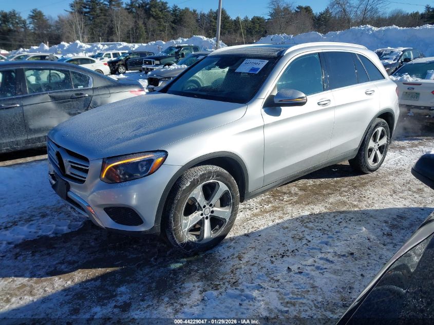 Mercedes-Benz C 300 2017 — photo 2
