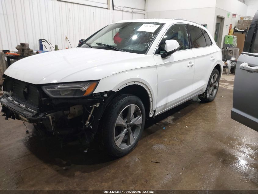 Audi Q5 2023 — photo 2