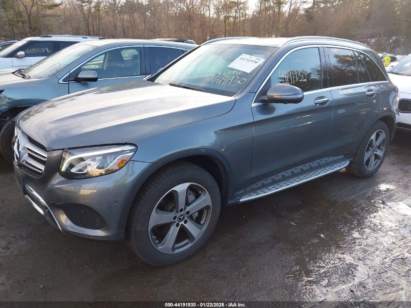 Mercedes-Benz C 300 2018 — photo 2