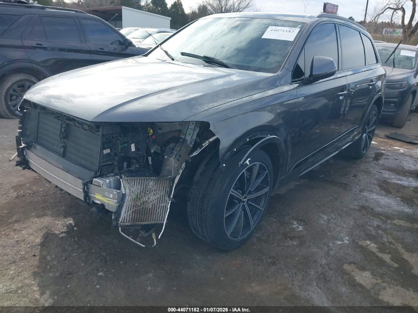 Audi Q7 2020 — photo 2