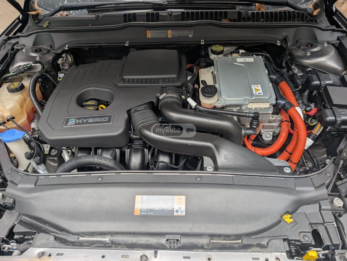 Ford Fusion 2018 — photo 2