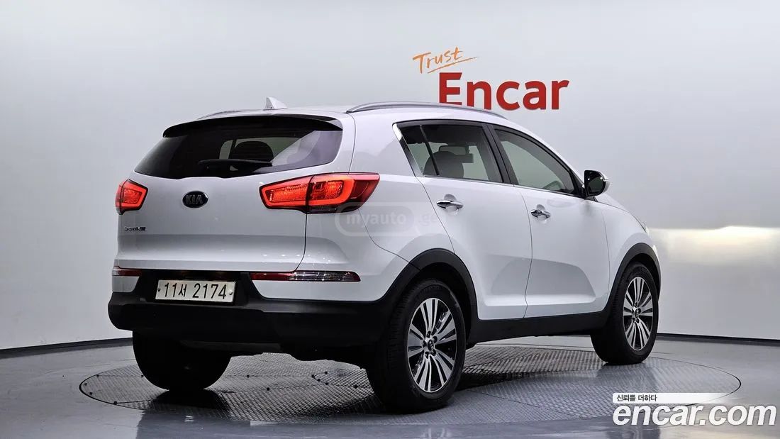 Kia Sportage 2016 — photo 2