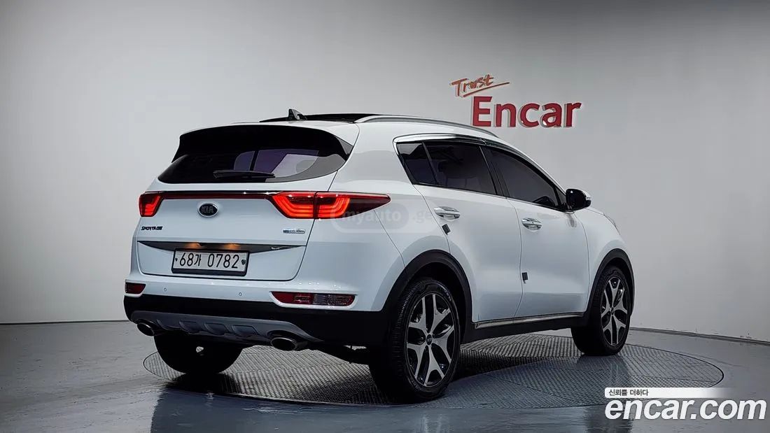 Kia Sportage 2016 — photo 2