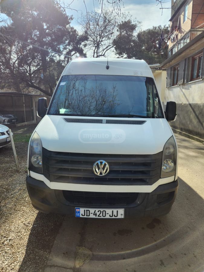 Volkswagen Crafter 2013 — photo 2