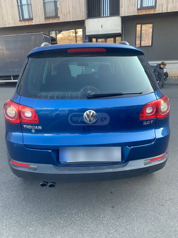 Volkswagen Tiguan 2008 — photo 2