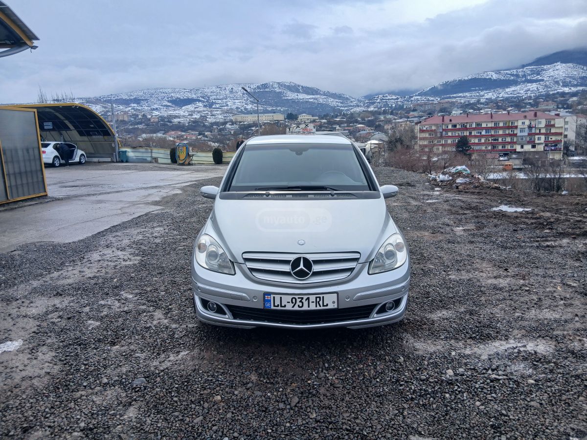 Mercedes-Benz B 200 2005 — photo 2