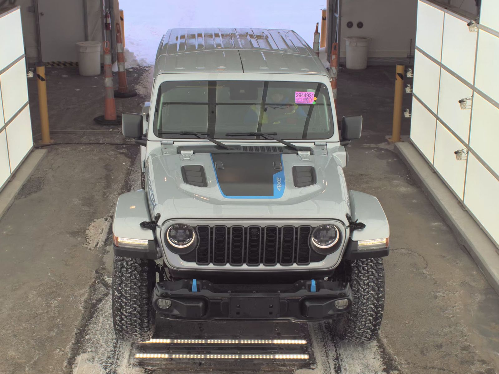 Jeep Wrangler 2024 — photo 2