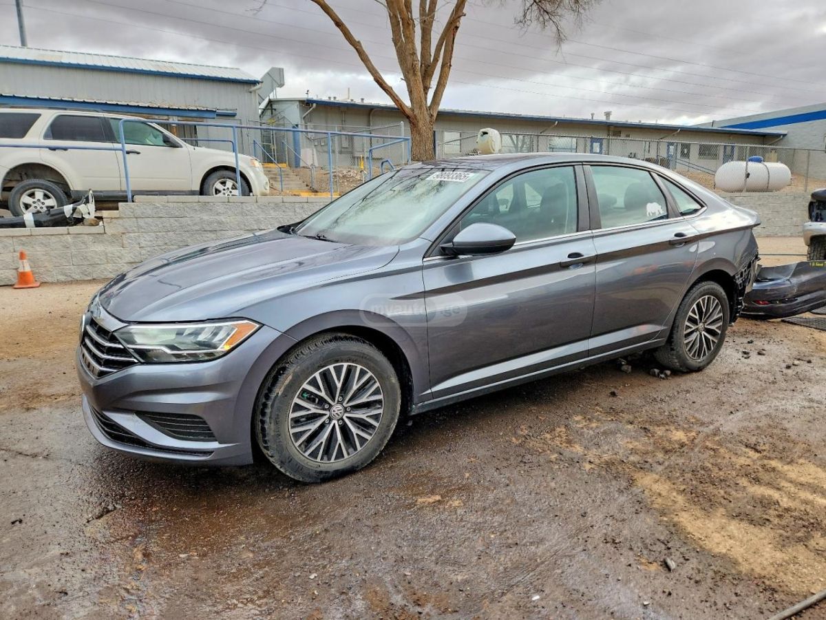 Volkswagen Jetta 2021 — photo 2