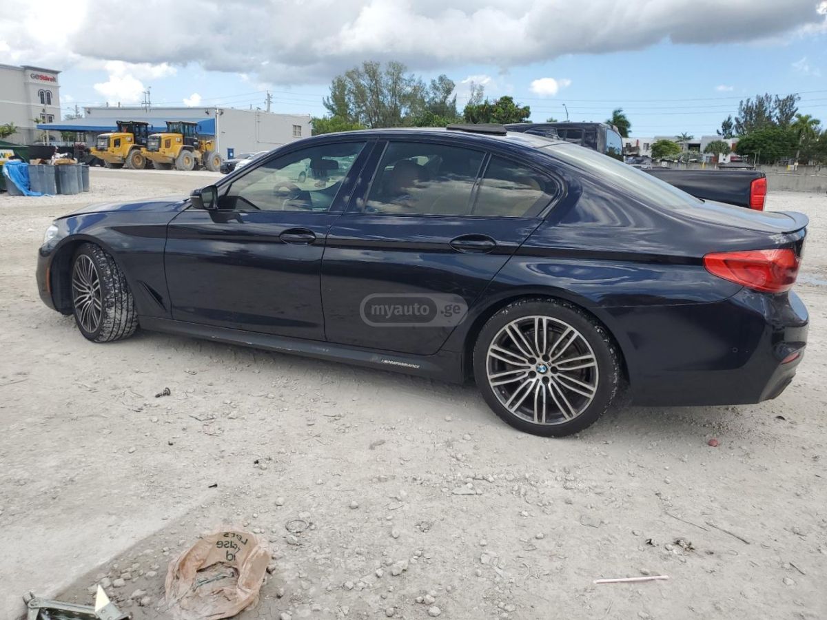 BMW 530 2019 — photo 2