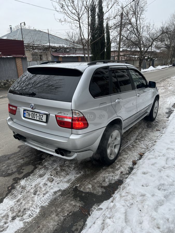 BMW X5 2002 — photo 2