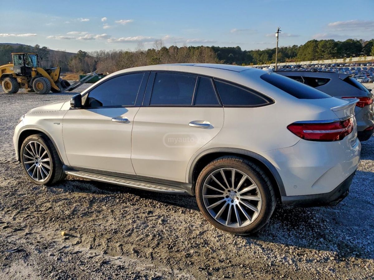 Mercedes-Benz GLE 43 AMG 2019 — photo 2