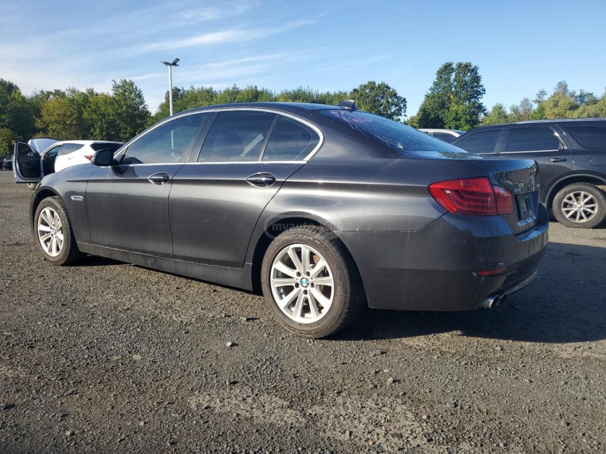 BMW 528 2015 — photo 2