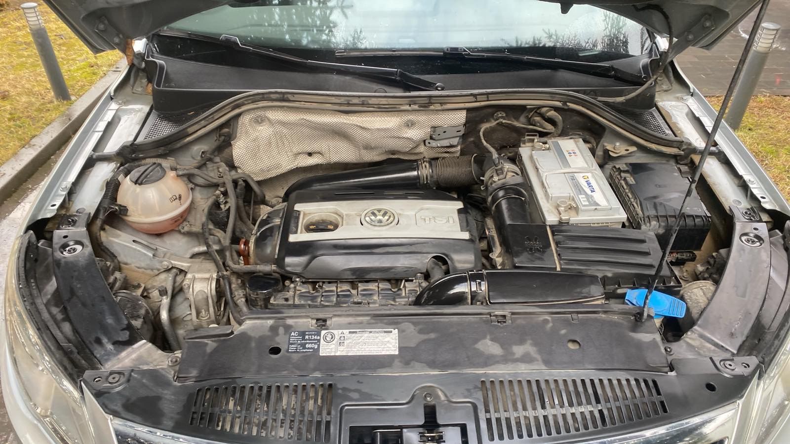 Volkswagen Tiguan 2010 — photo 2