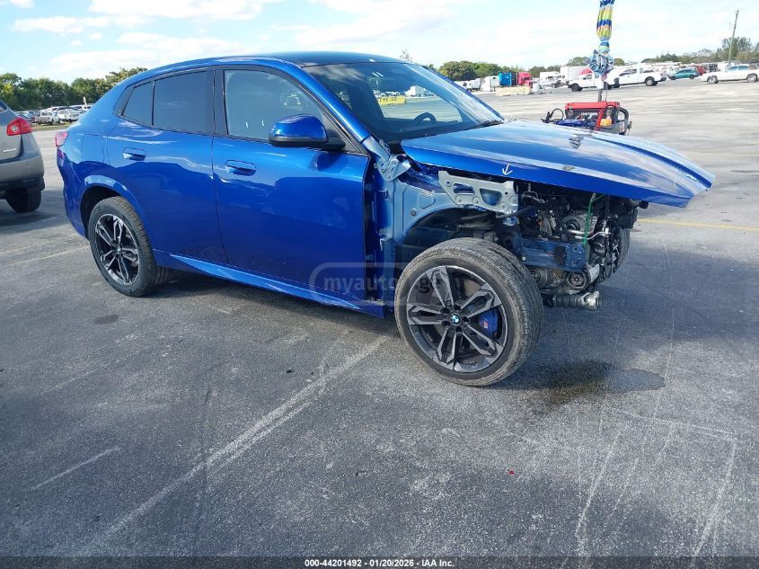 BMW X2
