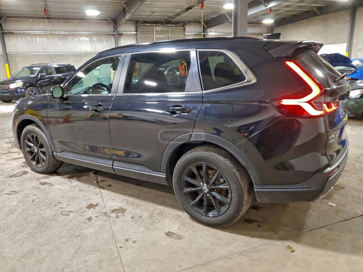 Honda CR-V 2023 — photo 2