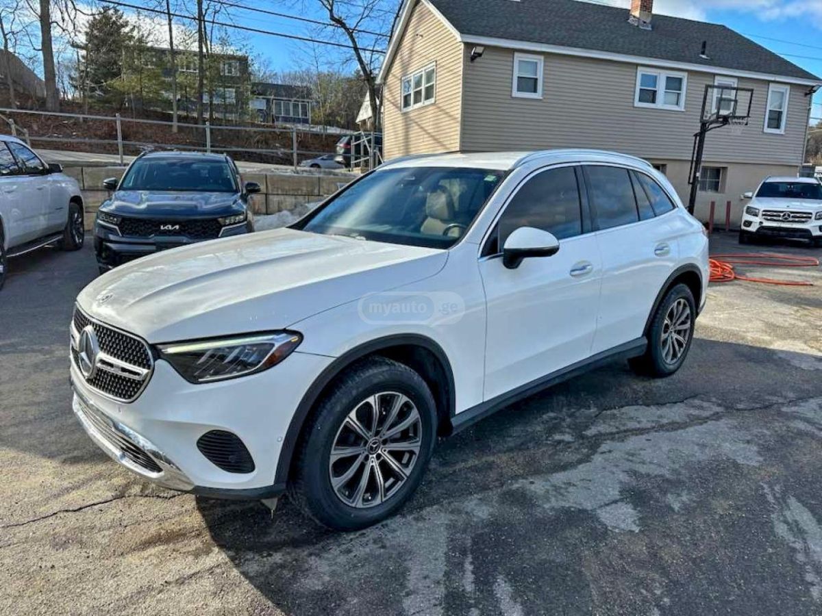 Mercedes-Benz GLC 300