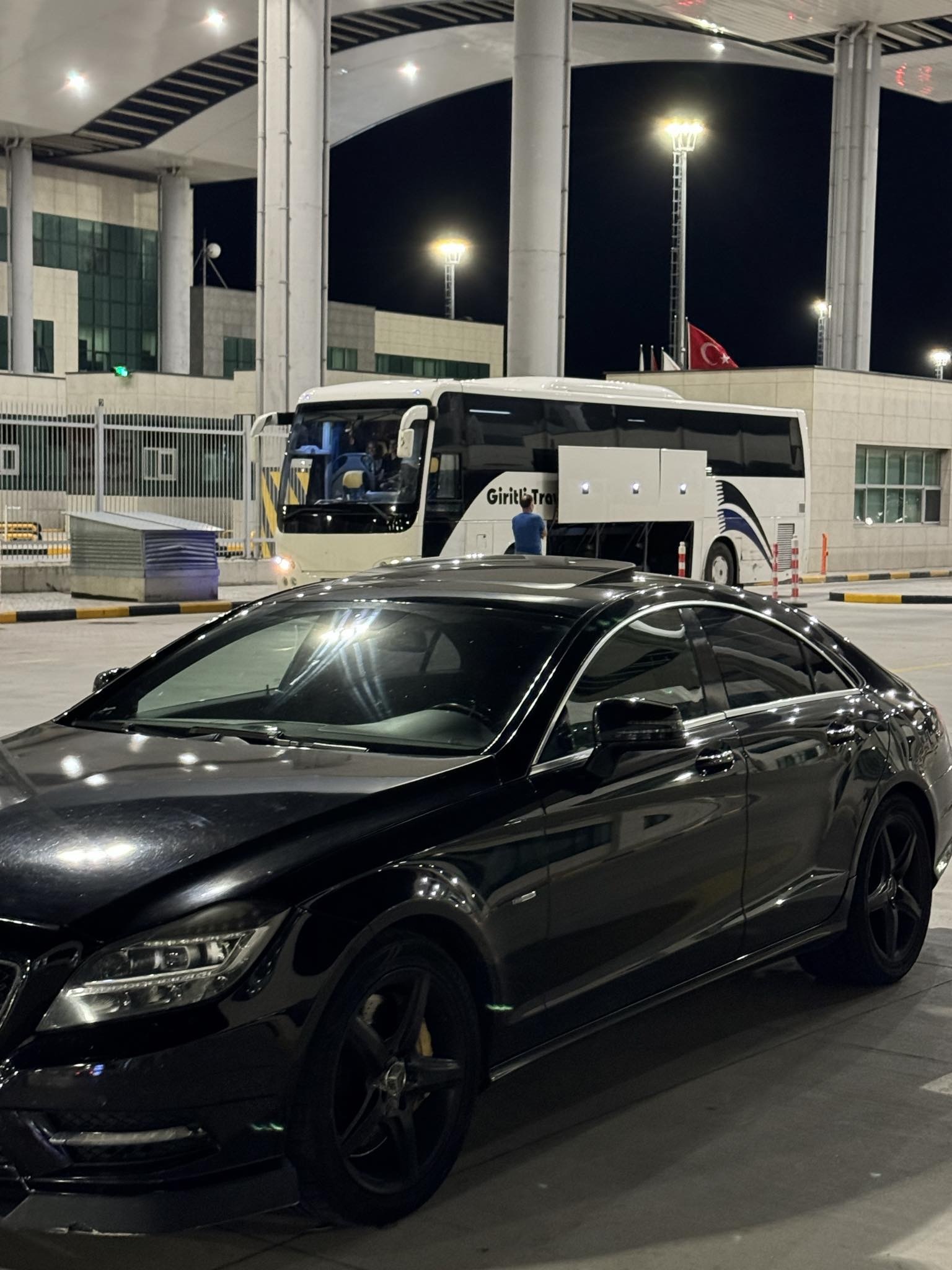 Mercedes-Benz CLS 550 2012 — photo 2