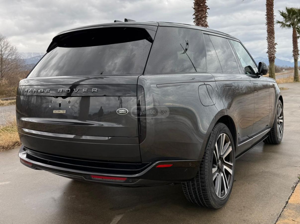 Land Rover Range Rover 2023 — photo 2