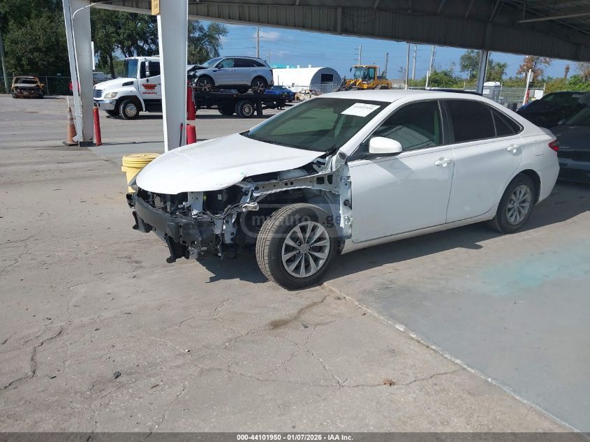 Toyota Camry 2017 — photo 2