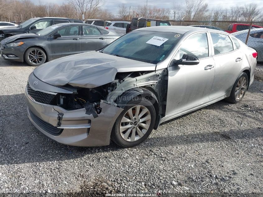 Kia Optima 2018 — photo 2