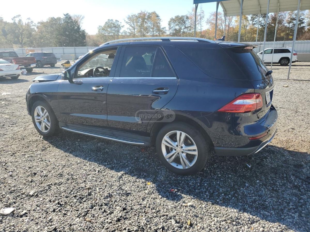 Mercedes-Benz ML 350 2015 — photo 2