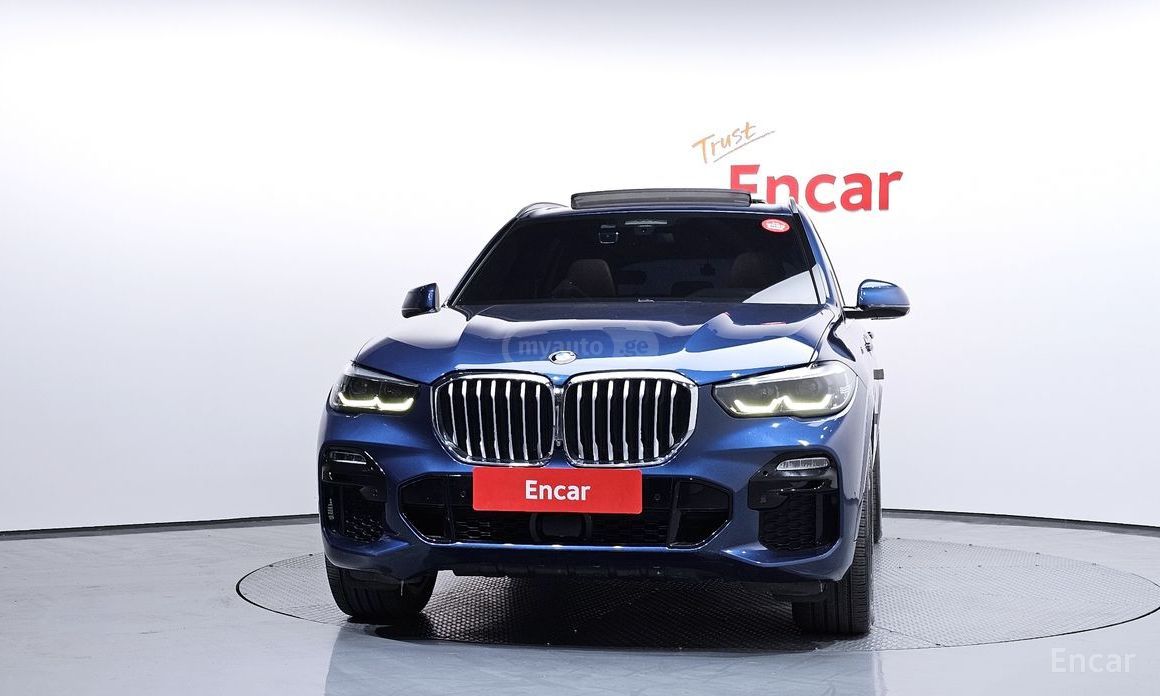 BMW X5 2019 — photo 2