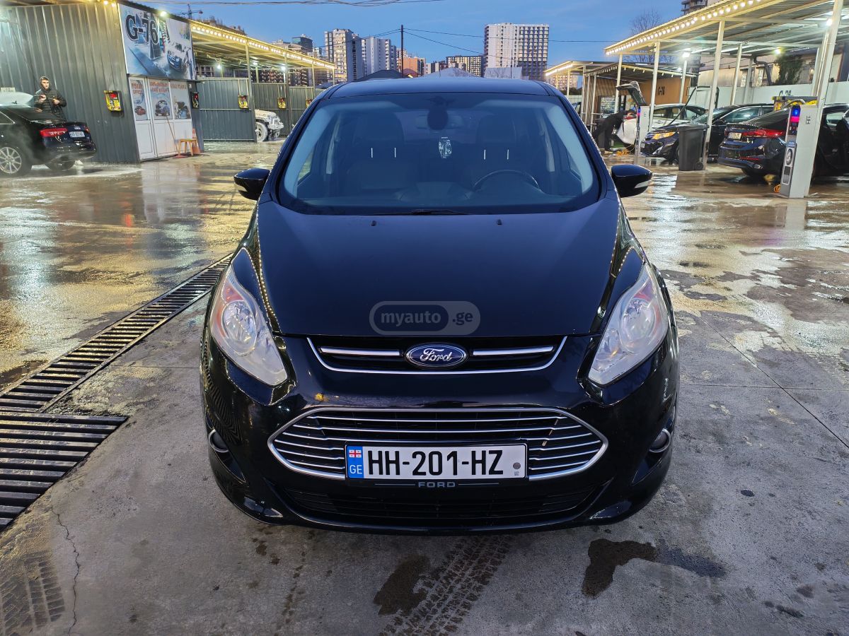 Ford C-Max 2013 — photo 2