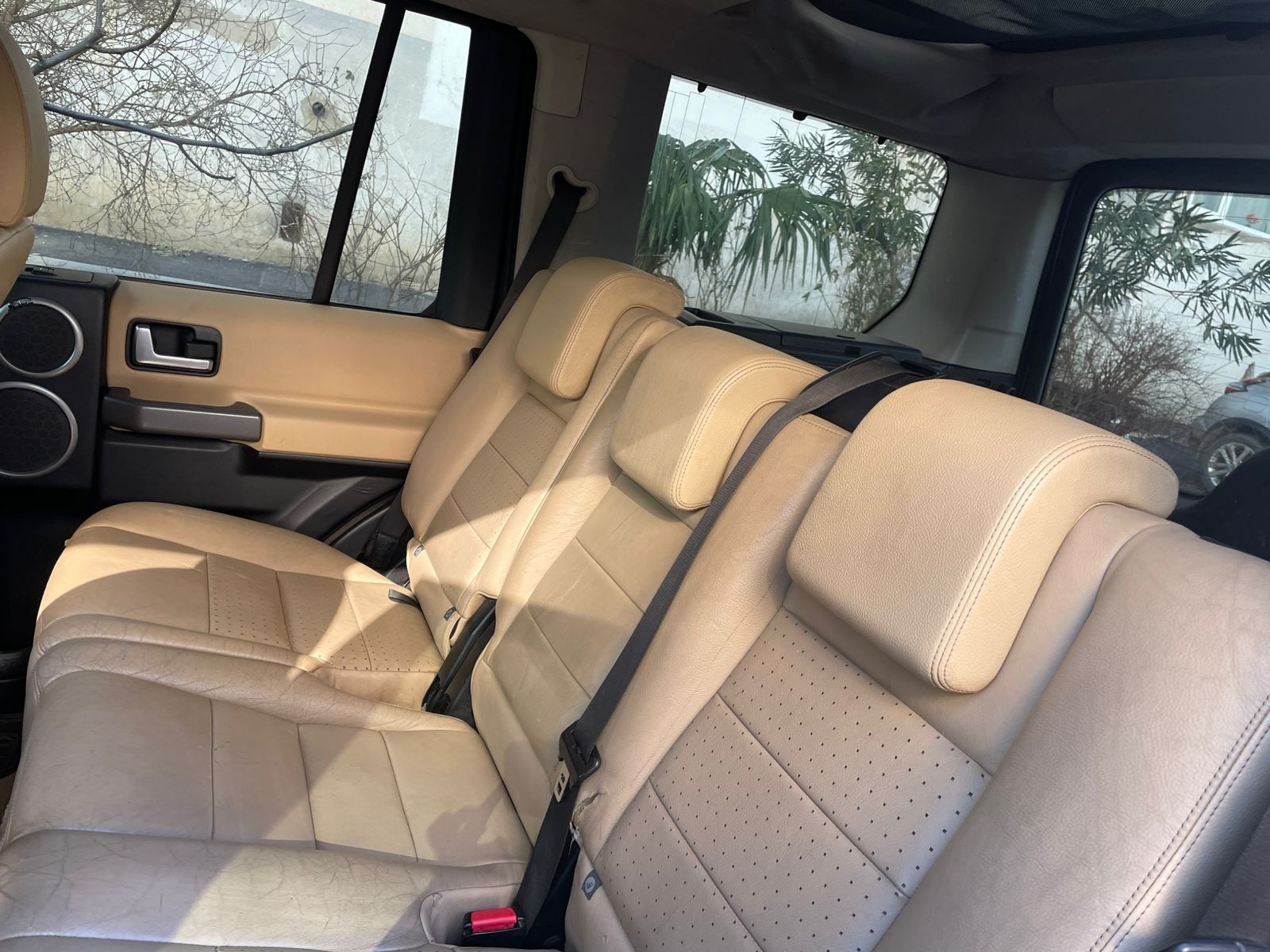 Land Rover Discovery 2006 — photo 2