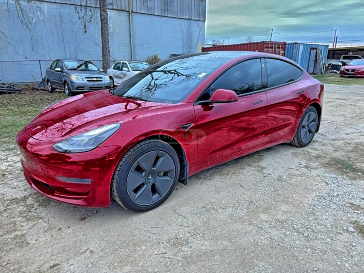 Tesla Model 3 2023 — photo 2