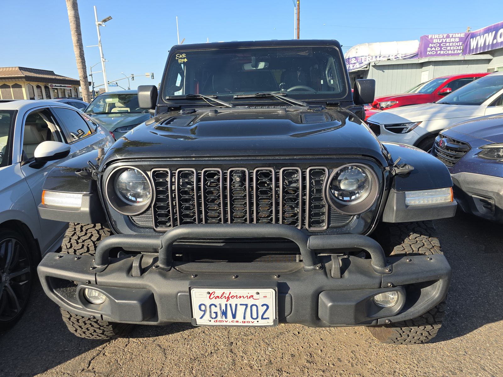 Jeep Wrangler 2023 — photo 2