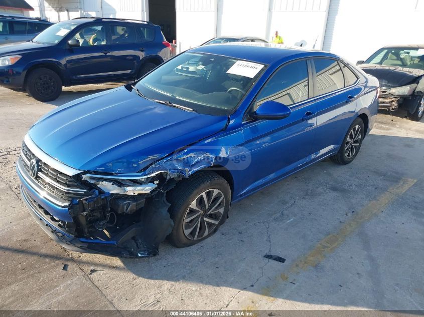 Volkswagen Jetta 2022 — photo 2
