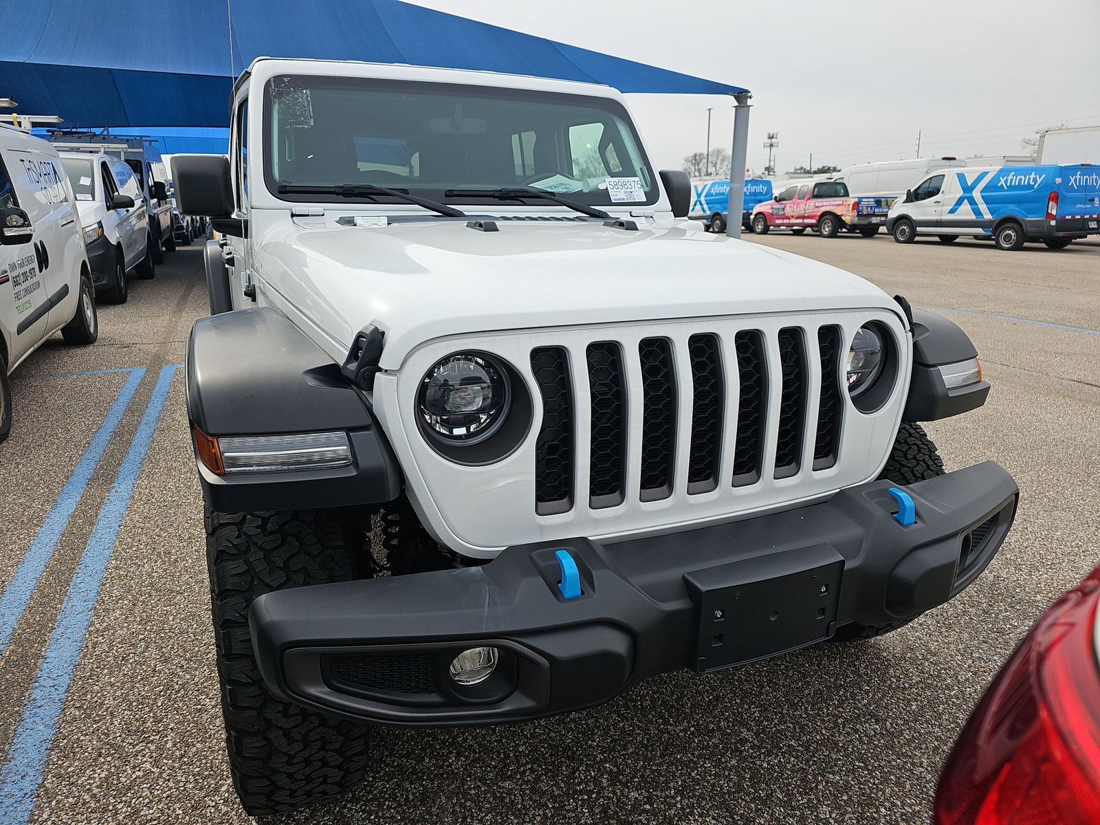 Jeep Wrangler 2023 — photo 2