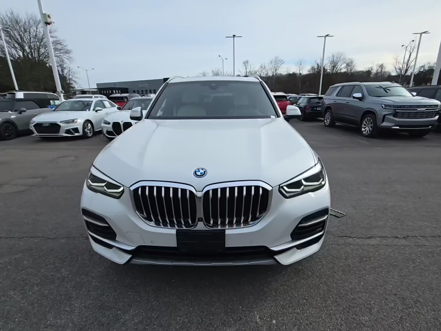 BMW X5 2022 — photo 2