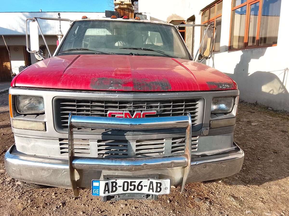 GMC Sierra