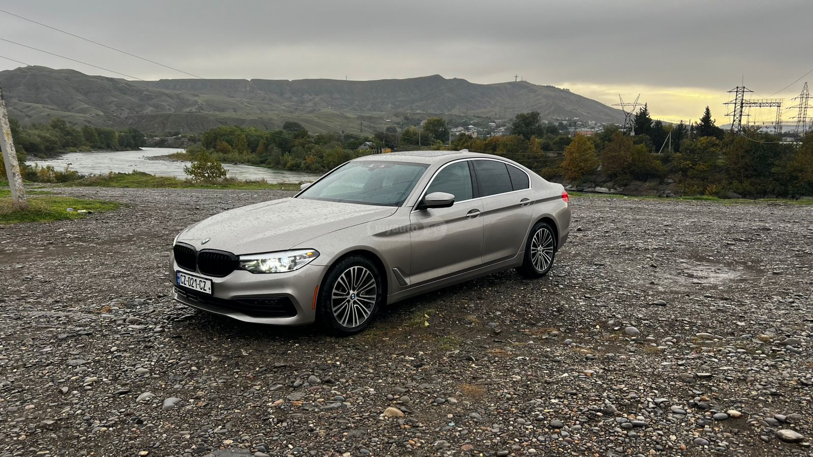 BMW 530