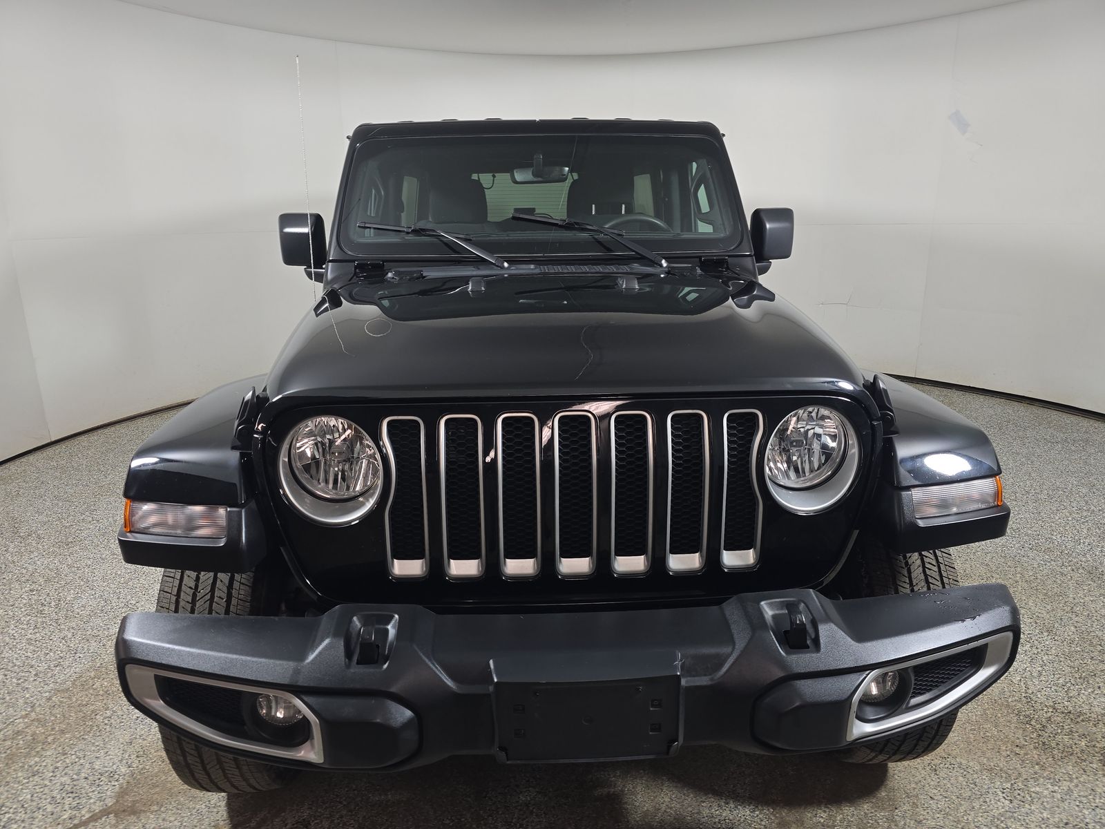 Jeep Wrangler 2023 — photo 2