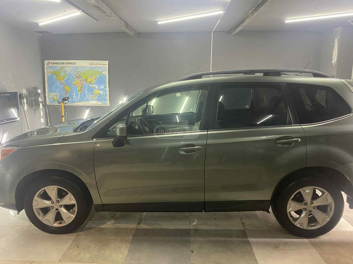 Subaru Forester 2013 — photo 2