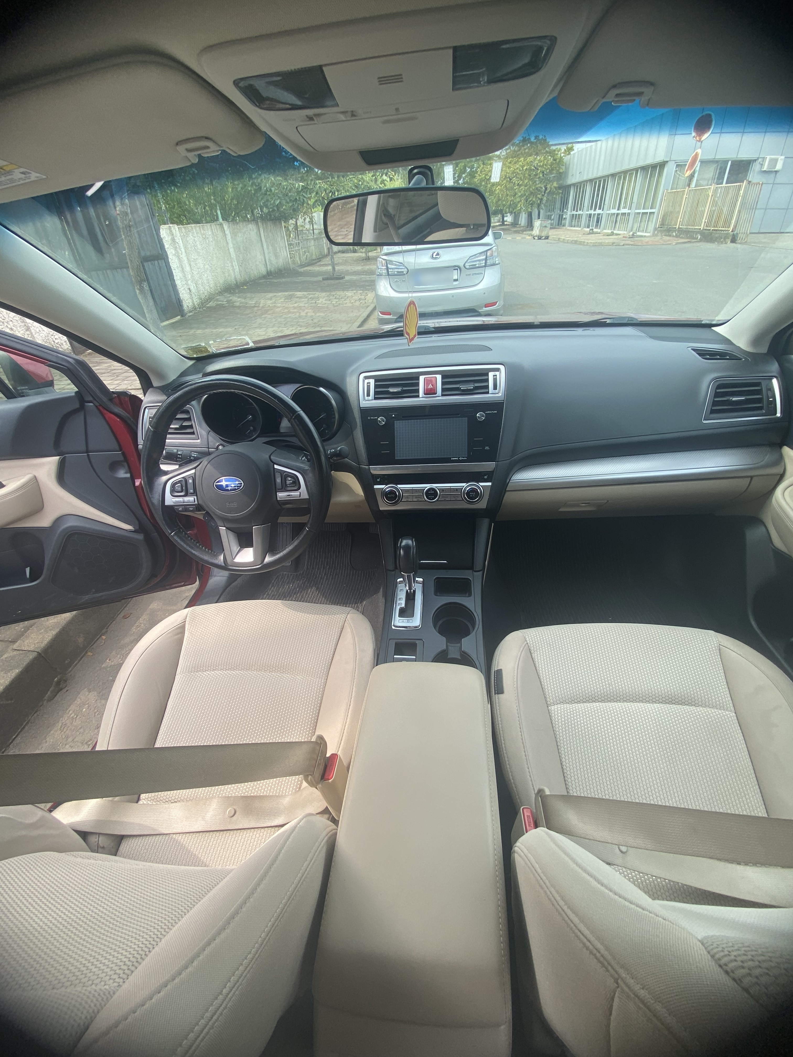 Subaru Outback 2015 — photo 2