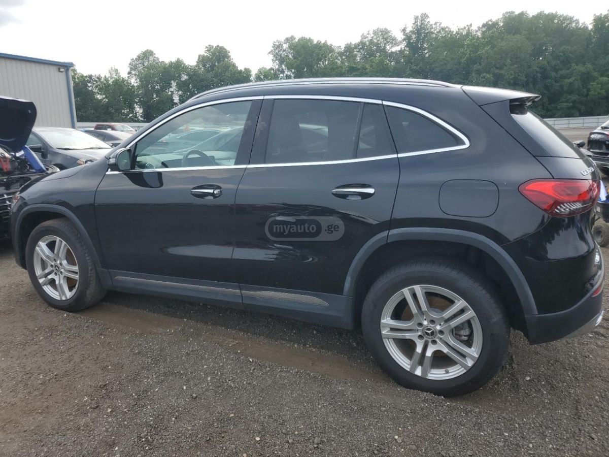 Mercedes-Benz GLA 250 2021 — photo 2