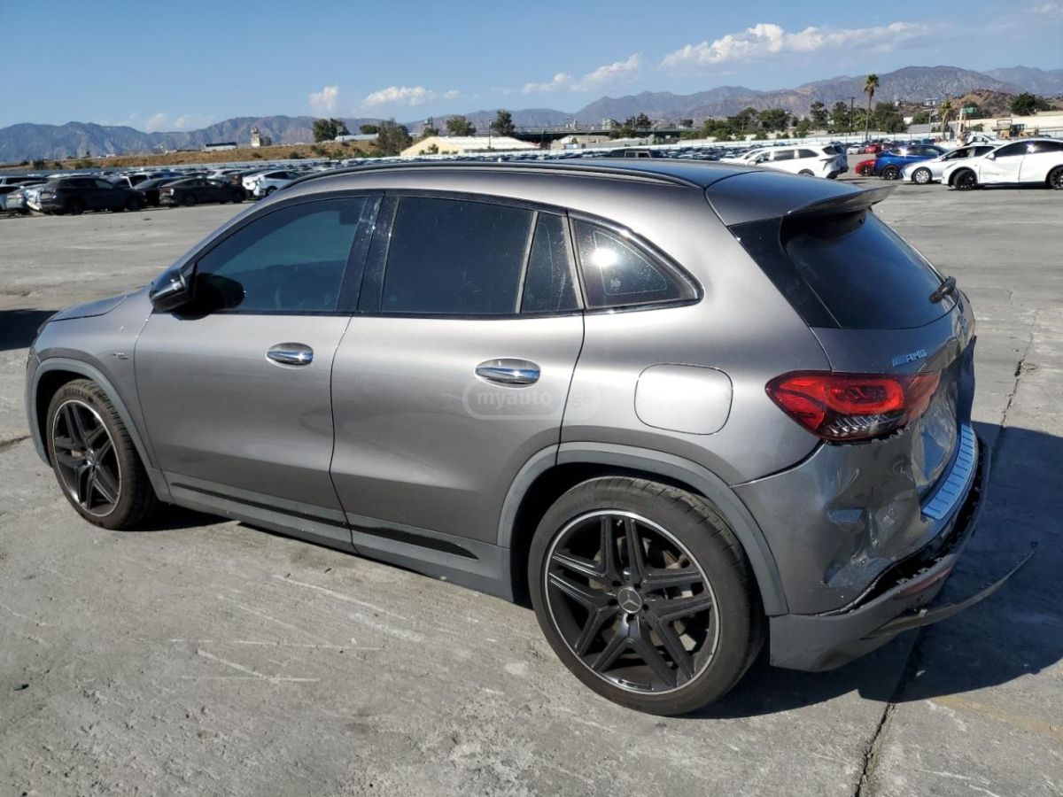 Mercedes-Benz GLA 350 2022 — photo 2