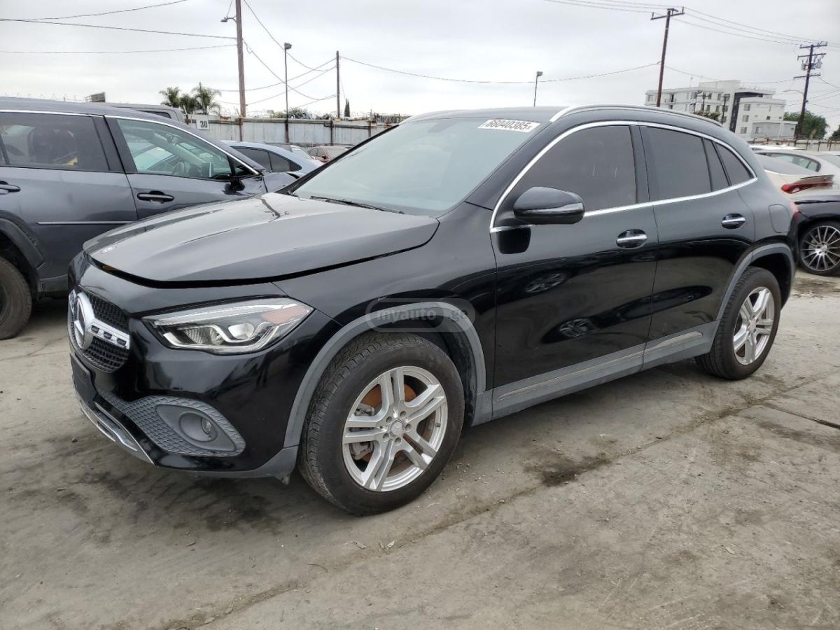 Mercedes-Benz GLA 250